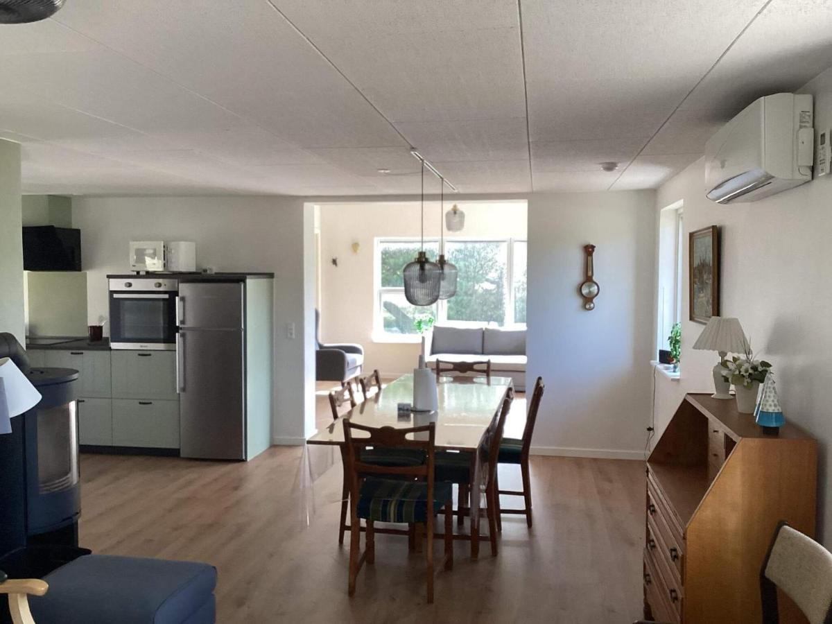 Holiday Home Blavand IV Экстерьер фото